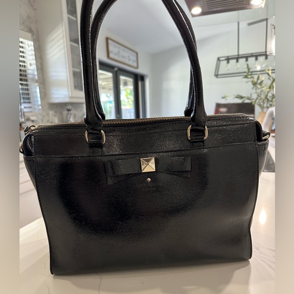 kate spade Handbags - Kate Spade New York Black Leather Shoulder Bag